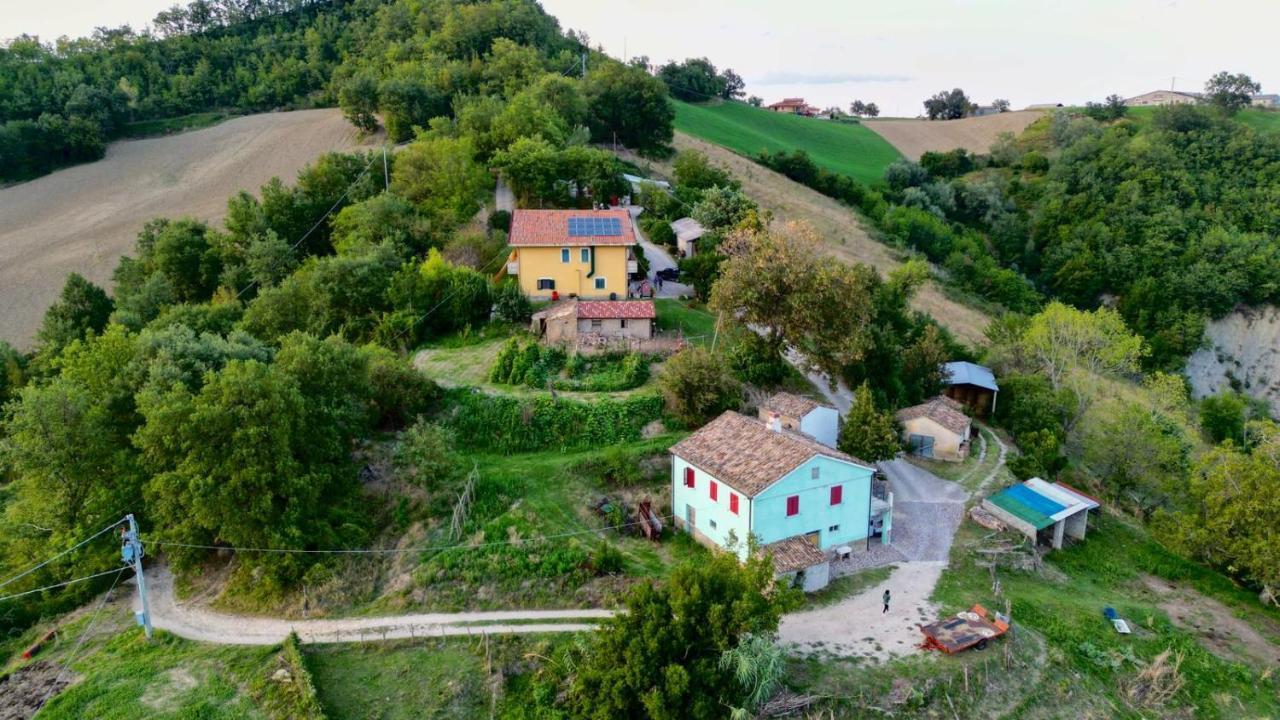 B&B Le Ginestre Castelli Bagian luar foto